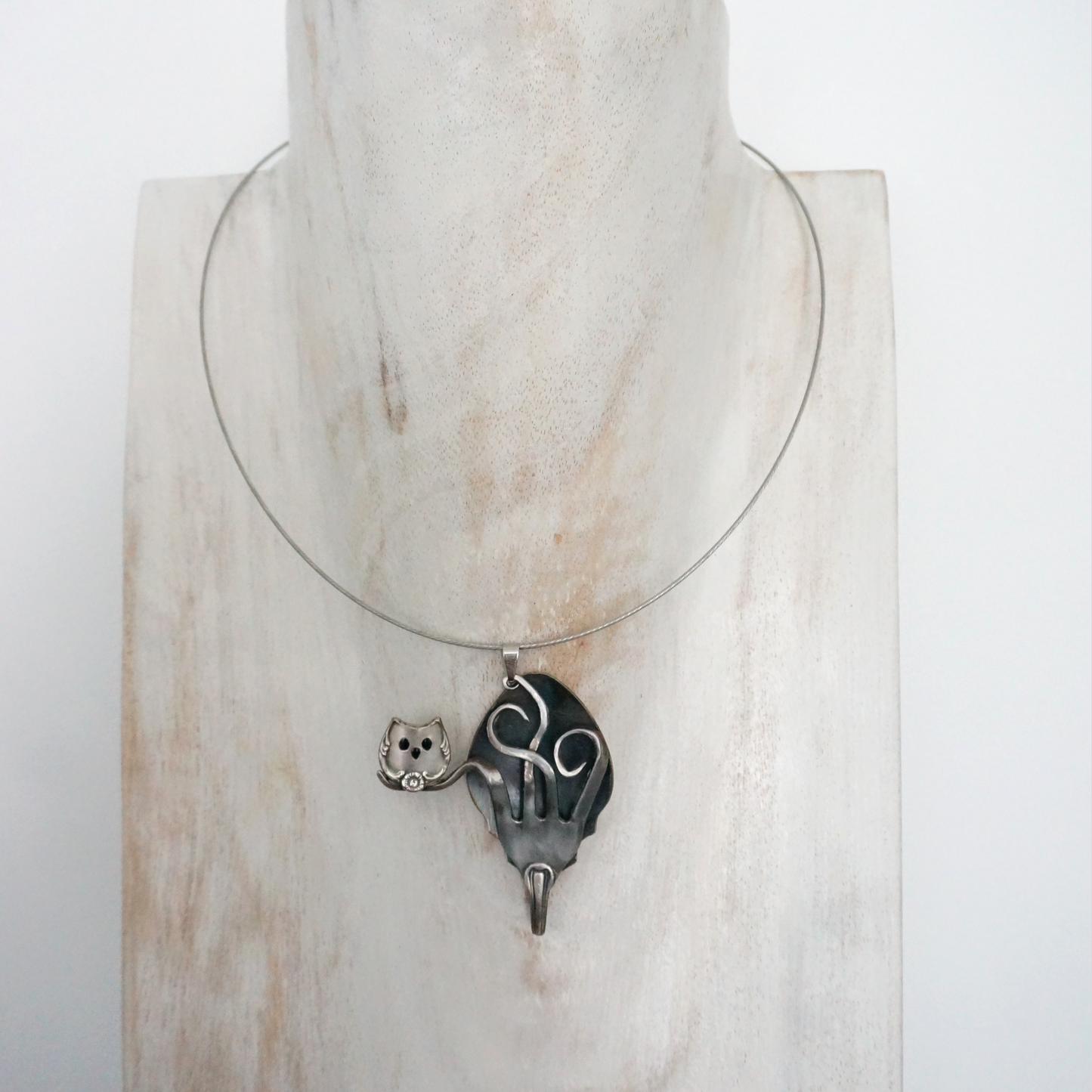 The Little Owl - necklace